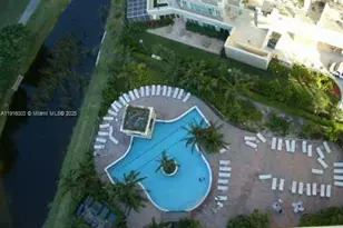 19501 W Country Club Dr, Aventura, FL 33180 - Photo 18