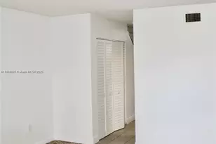 2079 W 54th Terrace, Hialeah, FL 33016 - Photo 22