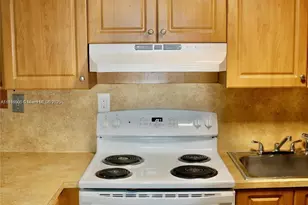 2079 W 54th Terrace, Hialeah, FL 33016 - Photo 18