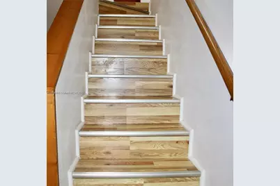 2079 W 54th Ter #29, Hialeah, FL 33016 - Photo 24