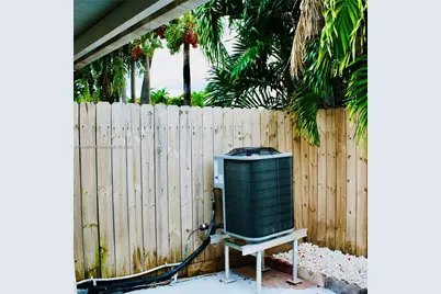 2079 W 54th Ter #29, Hialeah, FL 33016 - Photo 4