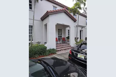 9572 SW 169th Pl, Miami, FL 33196 - Photo 1