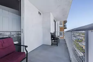 900 SW 8th St, Miami, FL 33130 - Photo 22