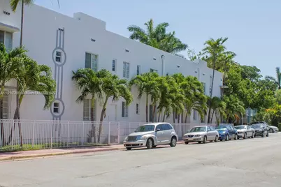 1000 Meridian Ave #4, Miami Beach, FL 33139 - Photo 2