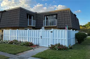 22185 Boca Rancho Dr, Boca Raton, FL 33428 - Photo 2