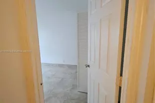 11570 NW 42nd St, Coral Springs, FL 33065 - Photo 30