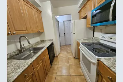 11570 NW 42nd St #11570, Coral Springs, FL 33065 - Photo 6