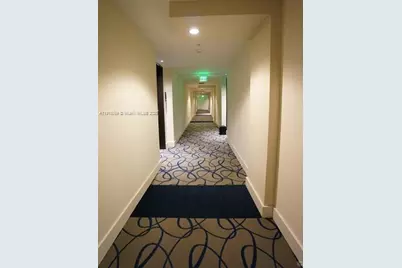 999 SW 1st Ave #1508, Miami, FL 33130 - Photo 8