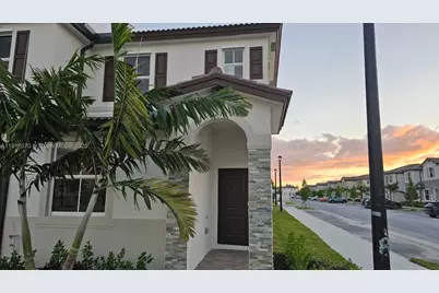 2618 SE 27th Ct #2618, Homestead, FL 33035 - Photo 2