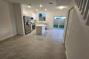 2618 SE 27th Ct, Homestead, FL 33035 - Photo 8