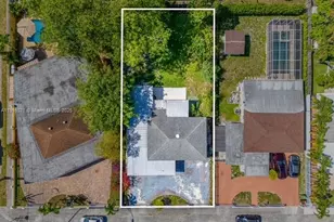 911 E 32nd St, Hialeah, FL 33013 - Photo 4