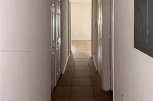 8899 NW 107 Ct, Doral, FL 33178 - Photo 14