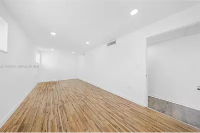 7550 W 2nd Ct, Hialeah, FL 33014 - Photo 18