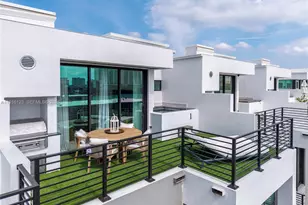 4098 NE 167th St, North Miami Beach, FL 33160 - Photo 42