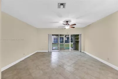 304 SW 120th Ave #304, Pembroke Pines, FL 33025 - Photo 12