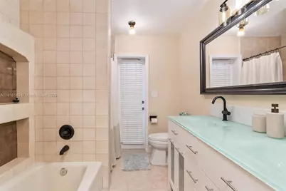 21820 SW 254th St, Homestead, FL 33031 - Photo 14