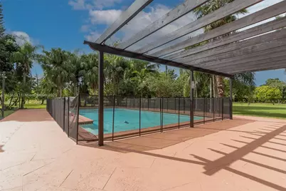21820 SW 254th St, Homestead, FL 33031 - Photo 18