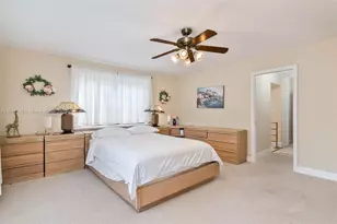 21820 SW 254th St, Homestead, FL 33031 - Photo 10