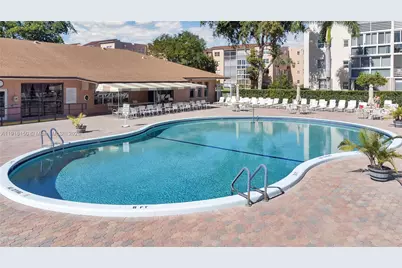 2801 Somerset Dr #411, Lauderdale Lakes, FL 33311 - Photo 12