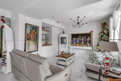 19310 SW 16th St, Pembroke Pines, FL 33029 - Photo 18