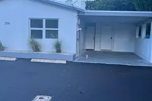 206 SE 10th St, Hallandale Beach, FL 33009 - Photo 18