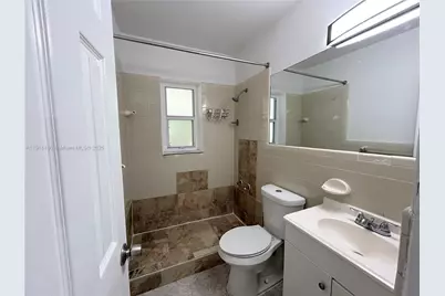 40 NW 39th St #40, Miami, FL 33127 - Photo 10