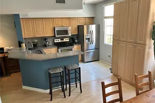 2811 NE 185th St, Aventura, FL 33180 - Photo 14