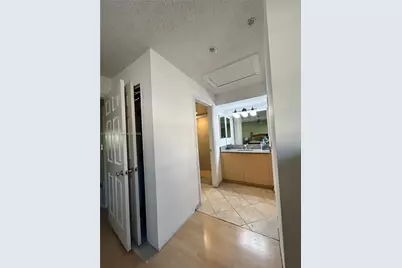 2811 NE 185th St, Aventura, FL 33180 - Photo 26