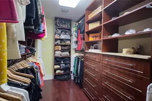 3024 NE 210th St, Aventura, FL 33180 - Photo 20