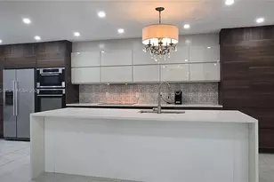 5063 Heatherhill Ln, Boca Raton, FL 33486 - Photo 4