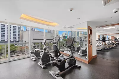 41 SE 5th St #510, Miami, FL 33131 - Photo 36