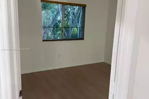 1300 SE 31st Ct, Homestead, FL 33035 - Photo 16