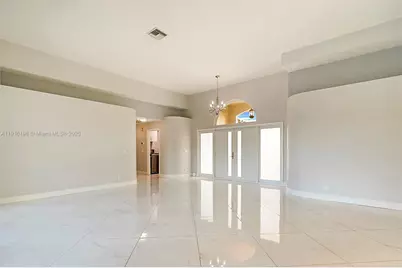 10133 NW 48th Dr, Coral Springs, FL 33076 - Photo 6