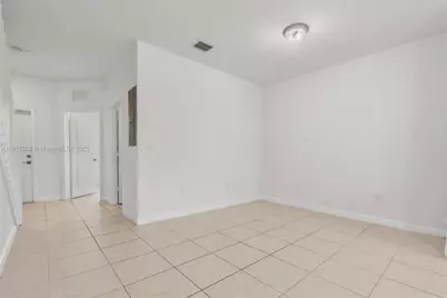 28637 SW 132nd Ct, Homestead, FL 33033 - Photo 14