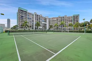 400 Leslie Dr, Hallandale Beach, FL 33009 - Photo 26