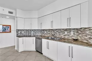 3370 Hidden Bay Dr, Aventura, FL 33180 - Photo 18