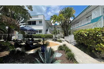 7710 Harding Ave #415, Miami Beach, FL 33141 - Photo 12