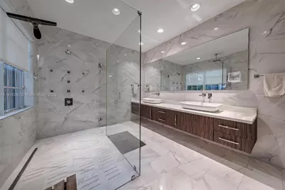 3965 194th Ln, Sunny Isles Beach, FL 33160 - Photo 38