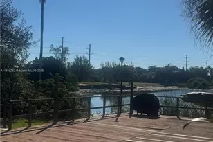 4174 Inverrary Dr, Lauderhill, FL 33319 - Photo 18