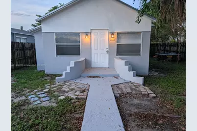 2132 McKinley St #1, Hollywood, FL 33020 - Photo 1