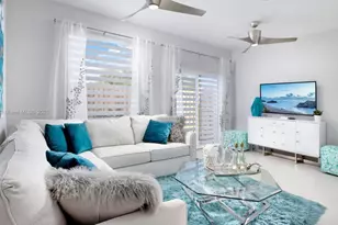 2704 SE 26th Ave, Homestead, FL 33035 - Photo 4