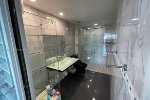 335 S Biscayne Blvd, Miami, FL 33131 - Photo 14