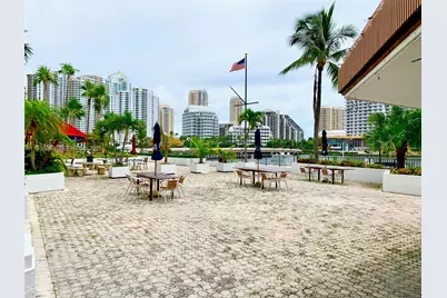 801 Brickell Bay Dr #1469, Miami, FL 33131 - Photo 22