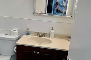 801 Brickell Bay Dr, Miami, FL 33131 - Photo 8