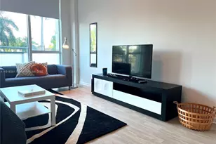 253 NE 2nd St, Miami, FL 33132 - Photo 2