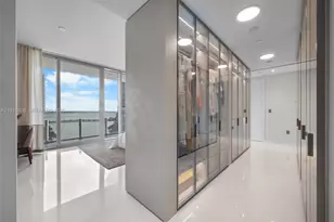 300 Biscayne Blvd Way, Miami, FL 33131 - Photo 18