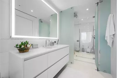 300 Biscayne Boulevard Way #1101E, Miami, FL 33131 - Photo 22