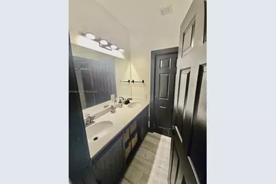 2019 Harbor View Cir, Weston, FL 33327 - Photo 24