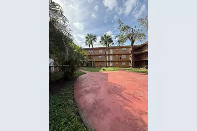 1280 W 54th St #316b, Hialeah, FL 33012 - Photo 10