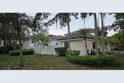 5010 Perignon Way, Coral Springs, FL 33067 - Photo 2